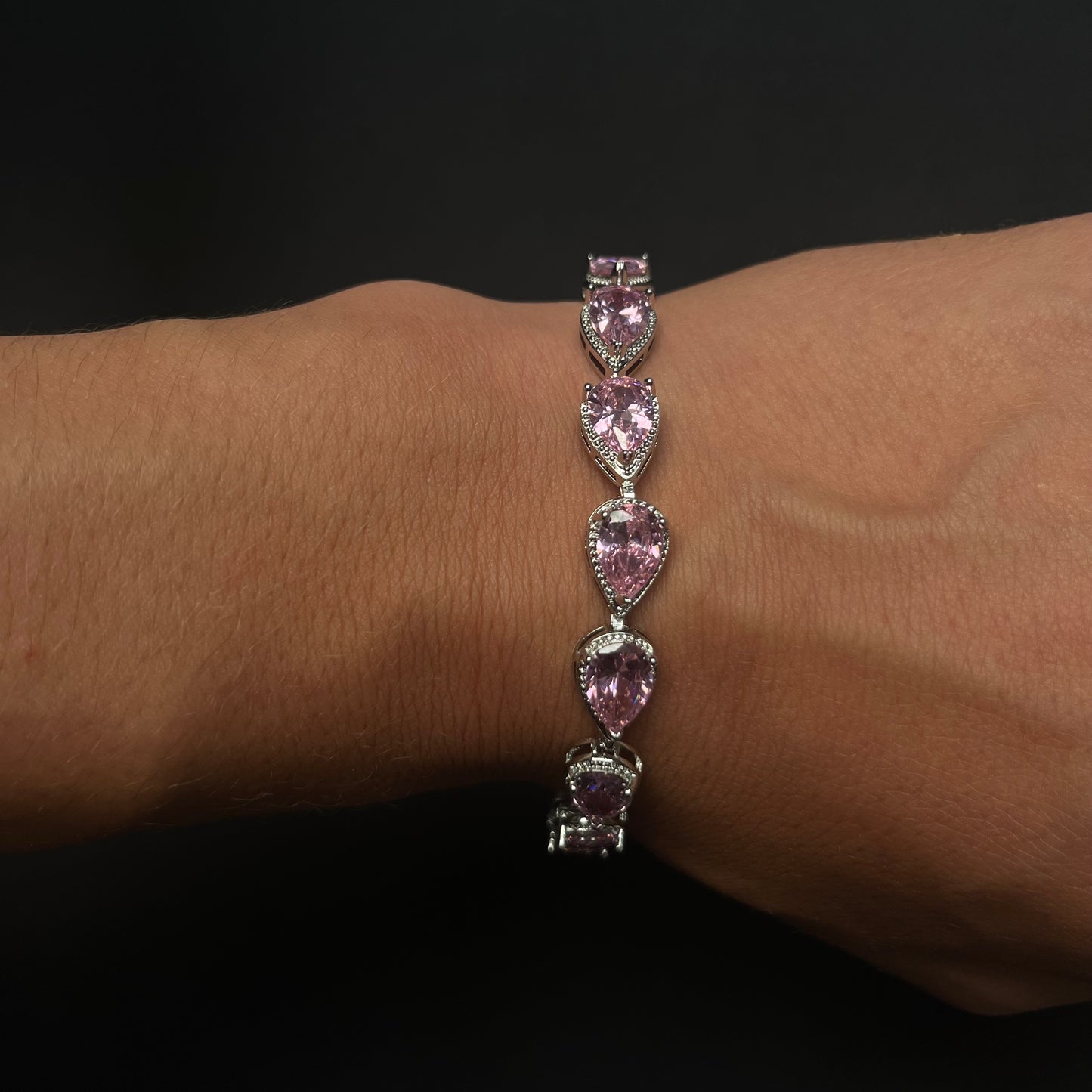 Teardrop bracelet