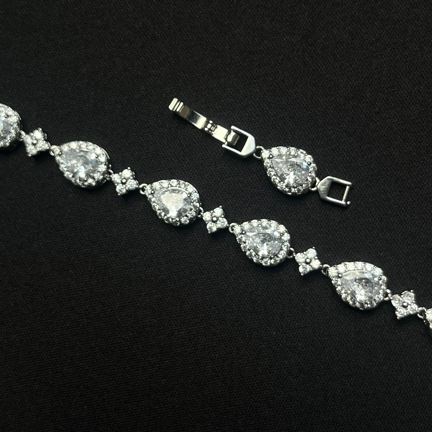 Teardrop Star Bracelet