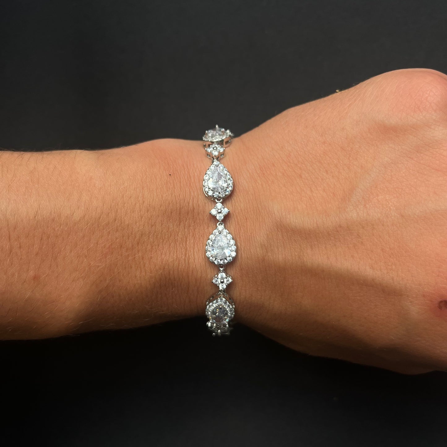 Teardrop Star Bracelet