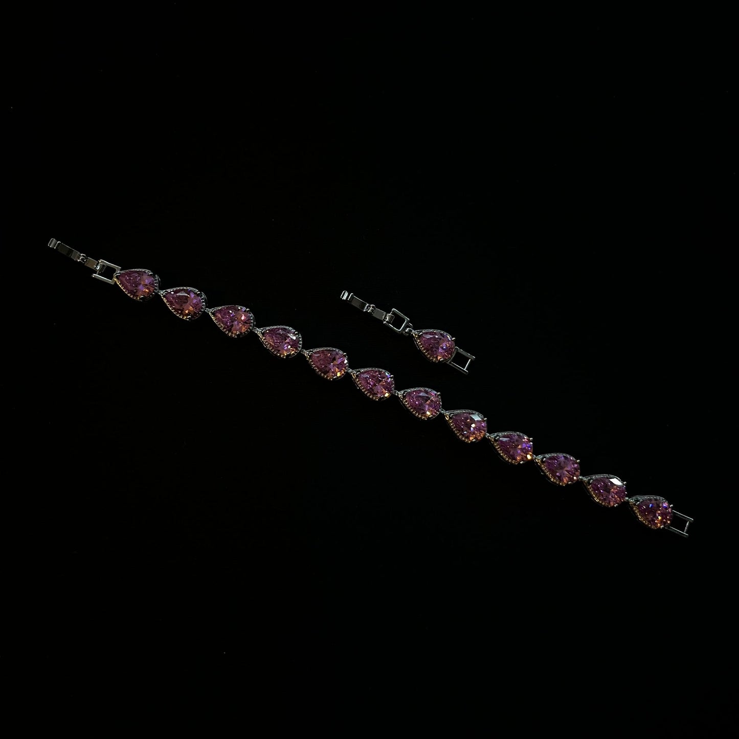 Teardrop bracelet